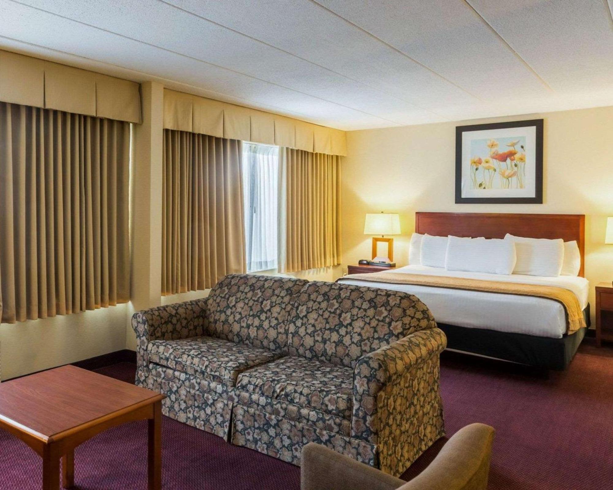 แคลเรียน โฮเทล ซอเมอร์เซ็ต - นิว บรันสวิก Hotel ซอมเมอร์เซ็ท ภายนอก รูปภาพ