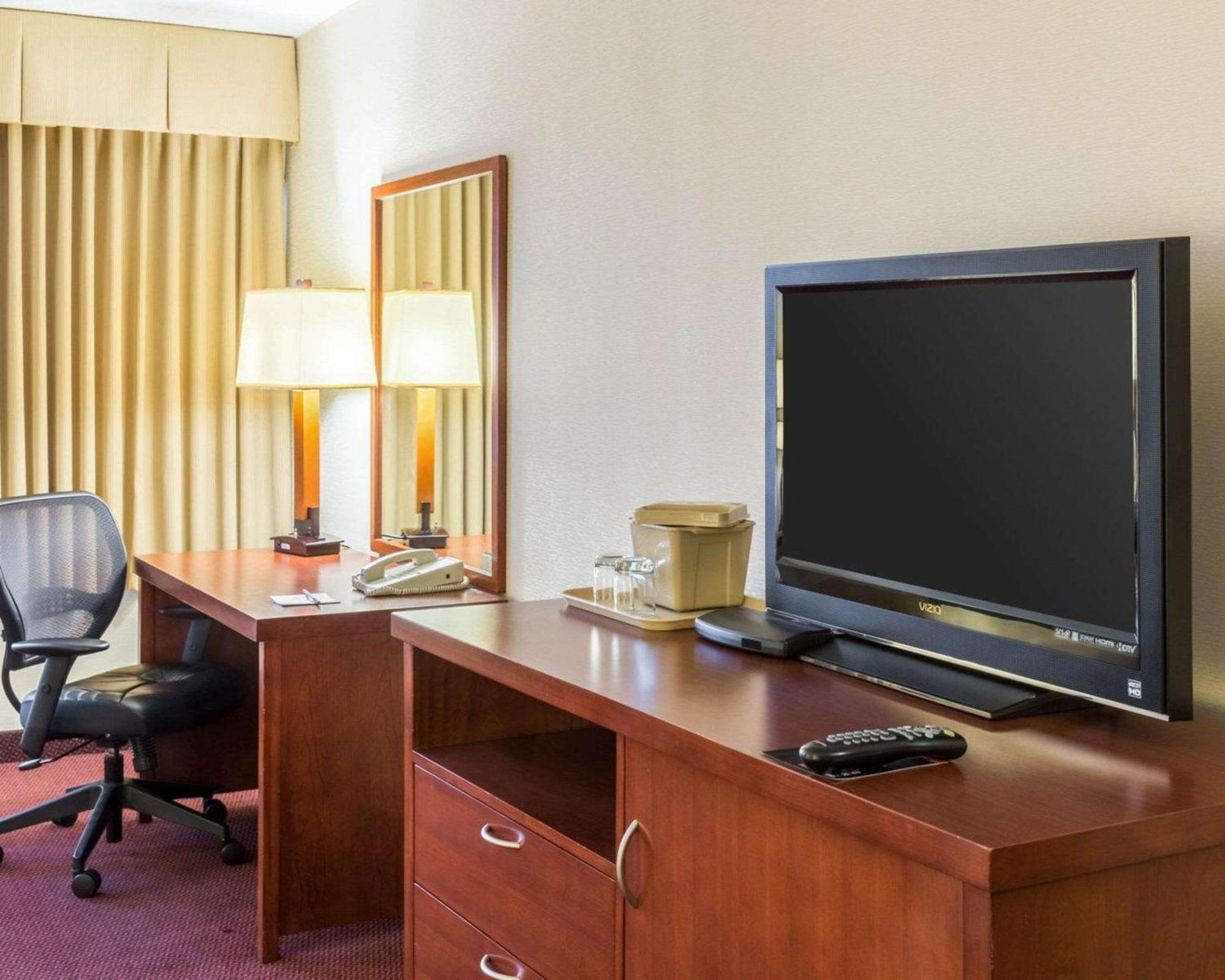 แคลเรียน โฮเทล ซอเมอร์เซ็ต - นิว บรันสวิก Hotel ซอมเมอร์เซ็ท ภายนอก รูปภาพ